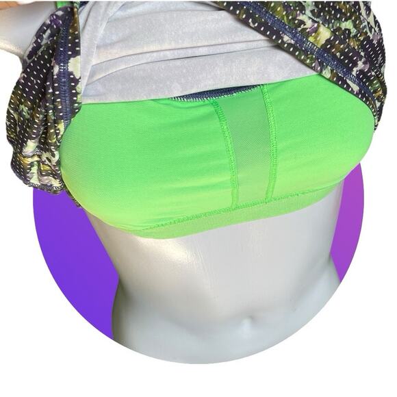 Lululemon Women’s Dancing Warrior Tank Top Green Watercolor Floral Size 8 M - Picture 5 of 10